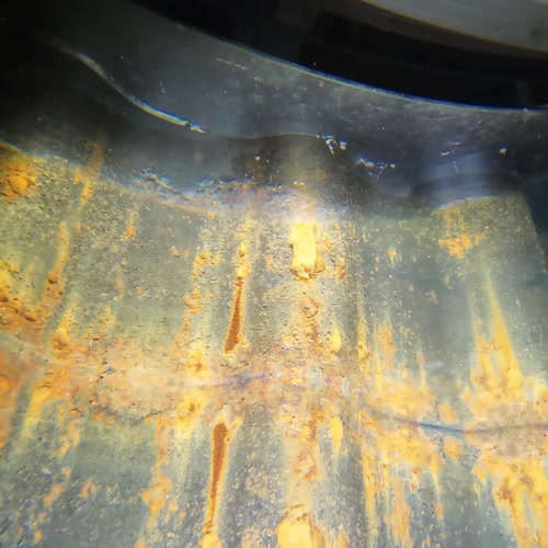 Sprinklertank-Inspektion: Stahltank, 20 Jahre – Behaelterwand Korrosion Nahaufnahme 03